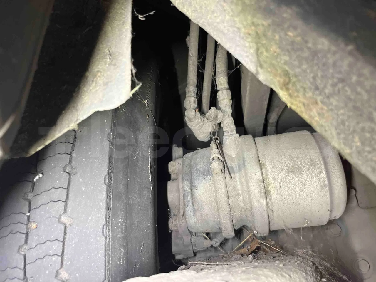 Mercedes-Benz Integro - Second Axle Caliper Brakes Left Side