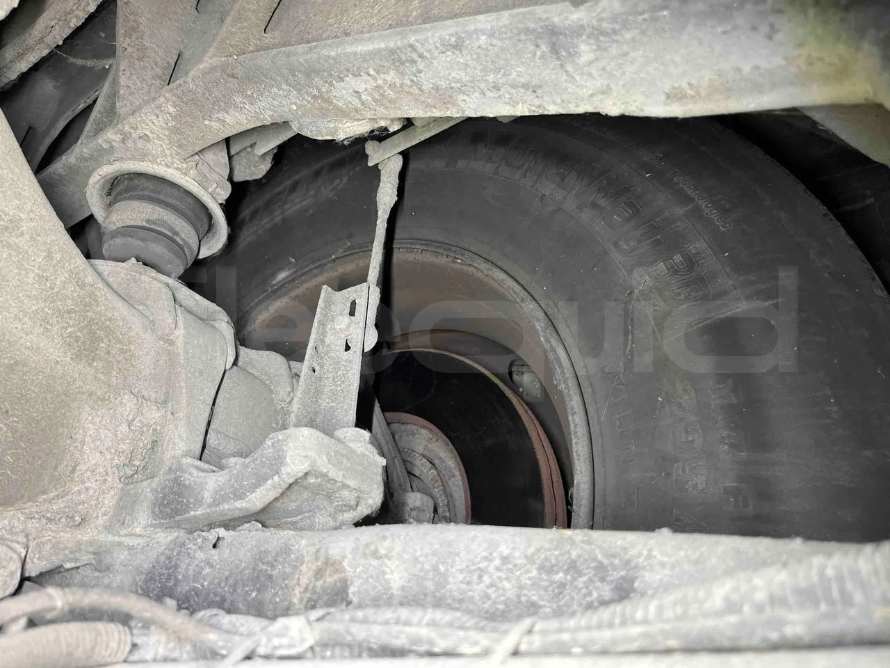 Mercedes-Benz Integro - Second Axle Discs Left Side