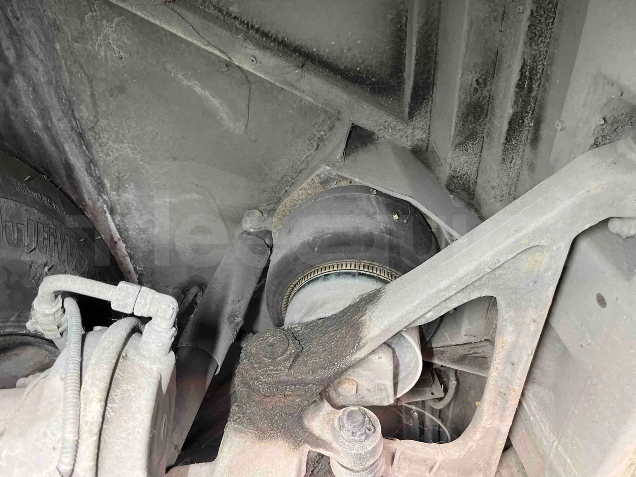 Mercedes-Benz Integro - First Axle Shock Absorbers Right Side