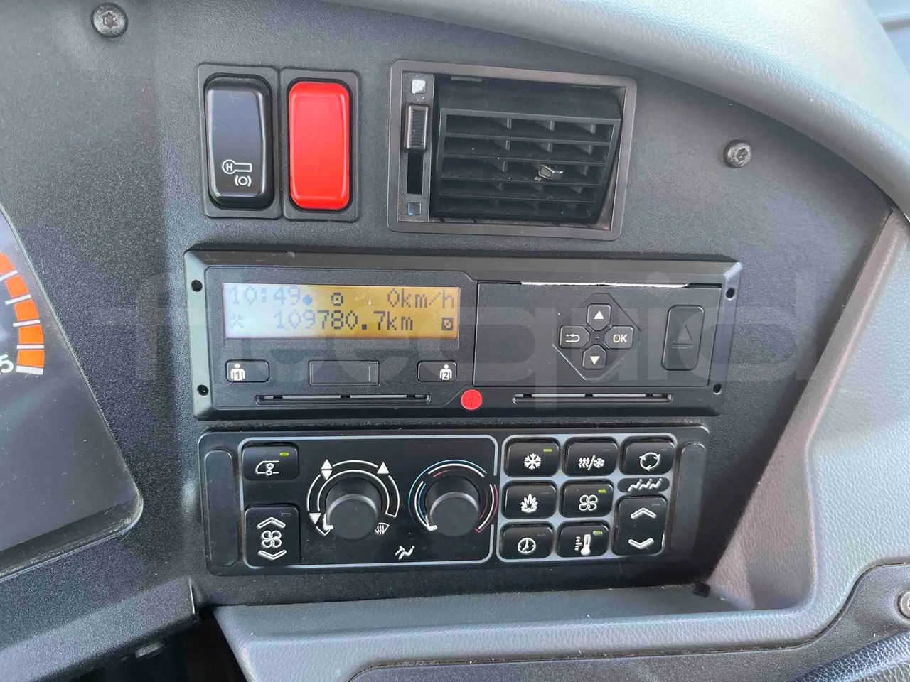 Mercedes-Benz Integro - Tachograph