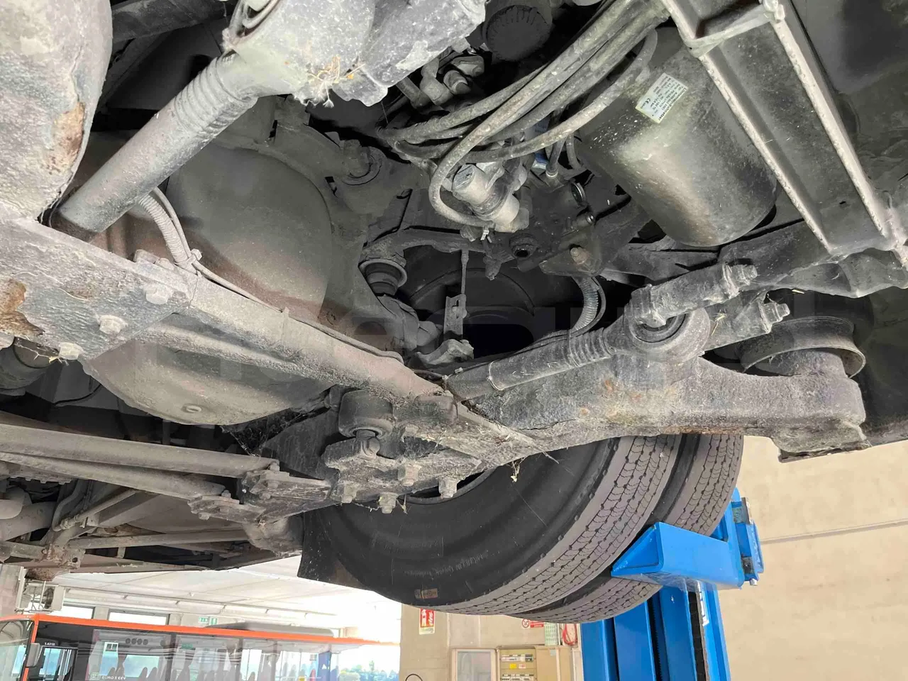 Mercedes-Benz Integro - Third Axle Right Side