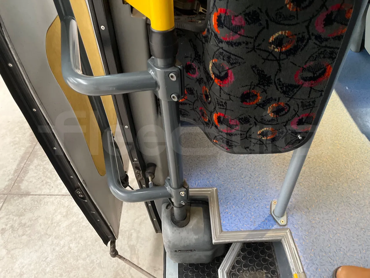 Mercedes-Benz Sprinter 516CDI - EUR5 - 120kW - 7.530m - door mechanism photo