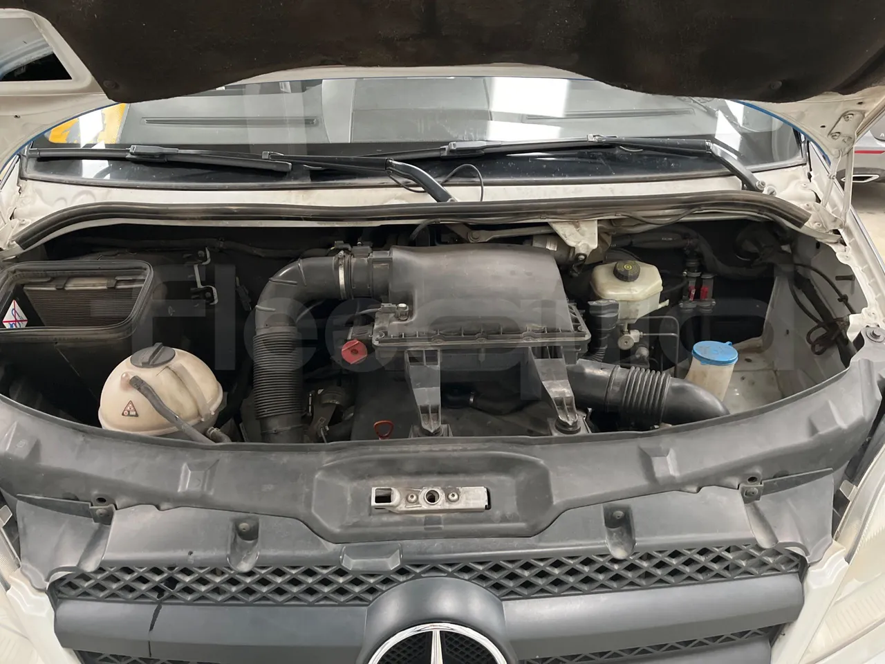 Mercedes-Benz Sprinter 516CDI - EUR5 - 120kW - 7.530m - rear hatch open