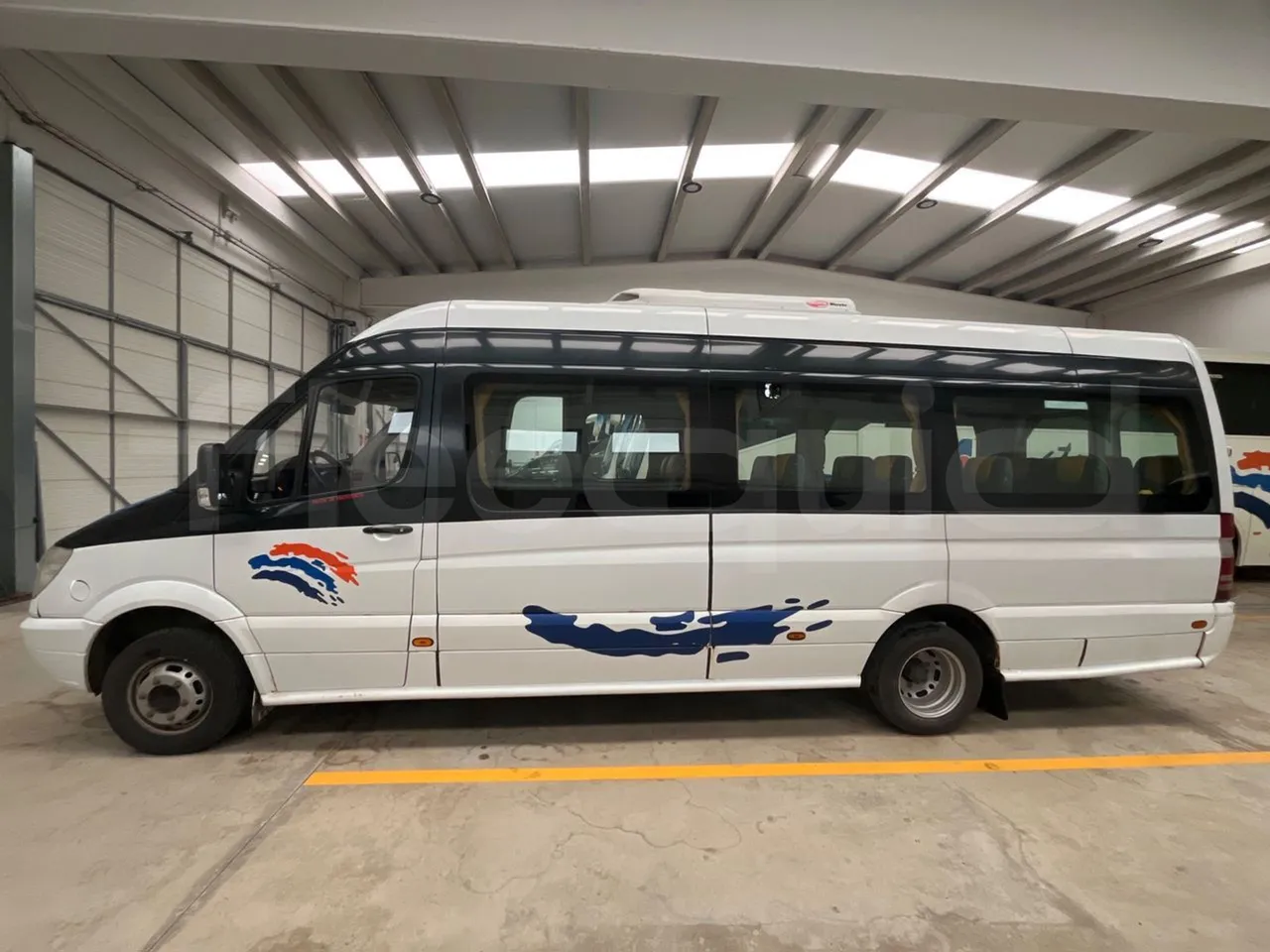 Mercedes-Benz Sprinter 516CDI - EUR5 - 120kW - 7.530m - left side photo