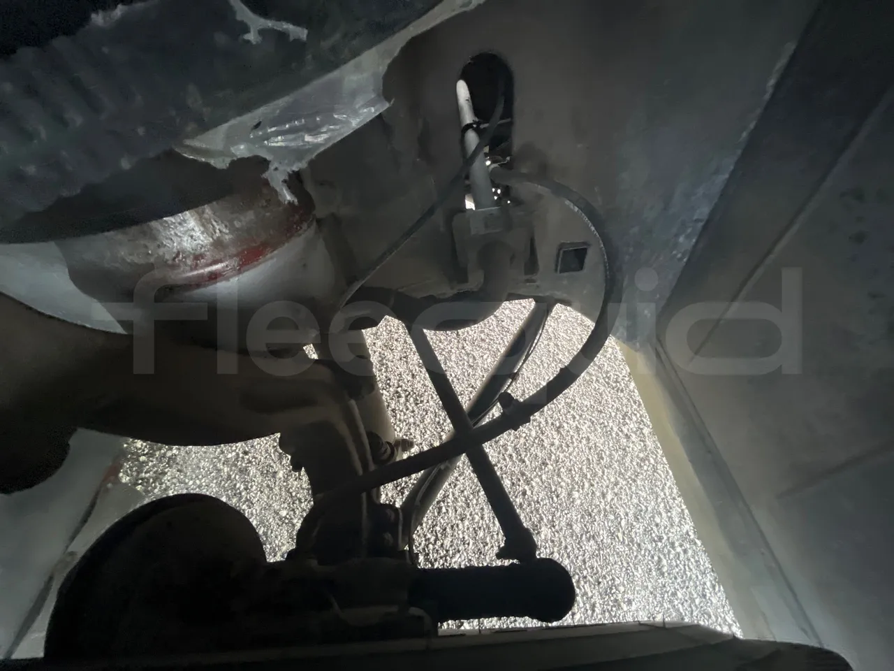 Mercedes-Benz 0 350 P55E3 -EUR3-310kW -11.98m - front brake calipers right