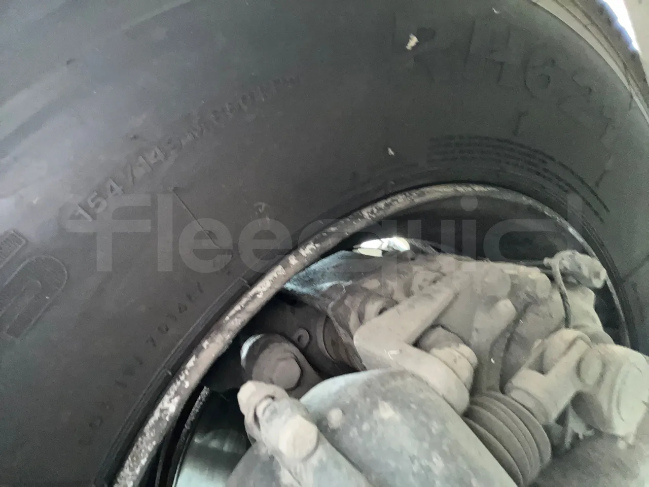 Mercedes-Benz 0 350 P55E3 -EUR3-310kW -11.98m - front discs left