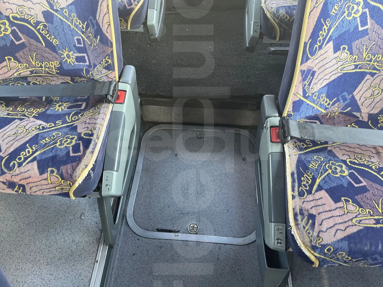 Mercedes-Benz 0 350 P55E3 -EUR3-310kW -11.98m - floor hatches photo