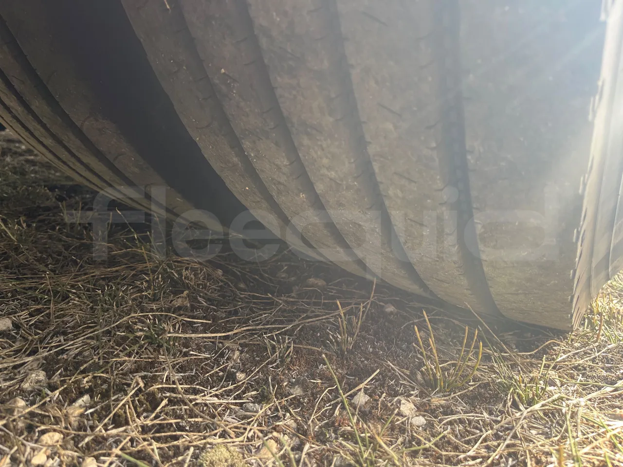 Mercedes-Benz 0 350 P55E3 -EUR3-310kW -11.98m - tread condition second axle tires right