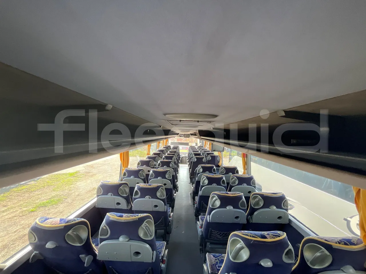 Mercedes-Benz 0 350 P55E3 -EUR3-310kW -11.98m - overhead compartments photo