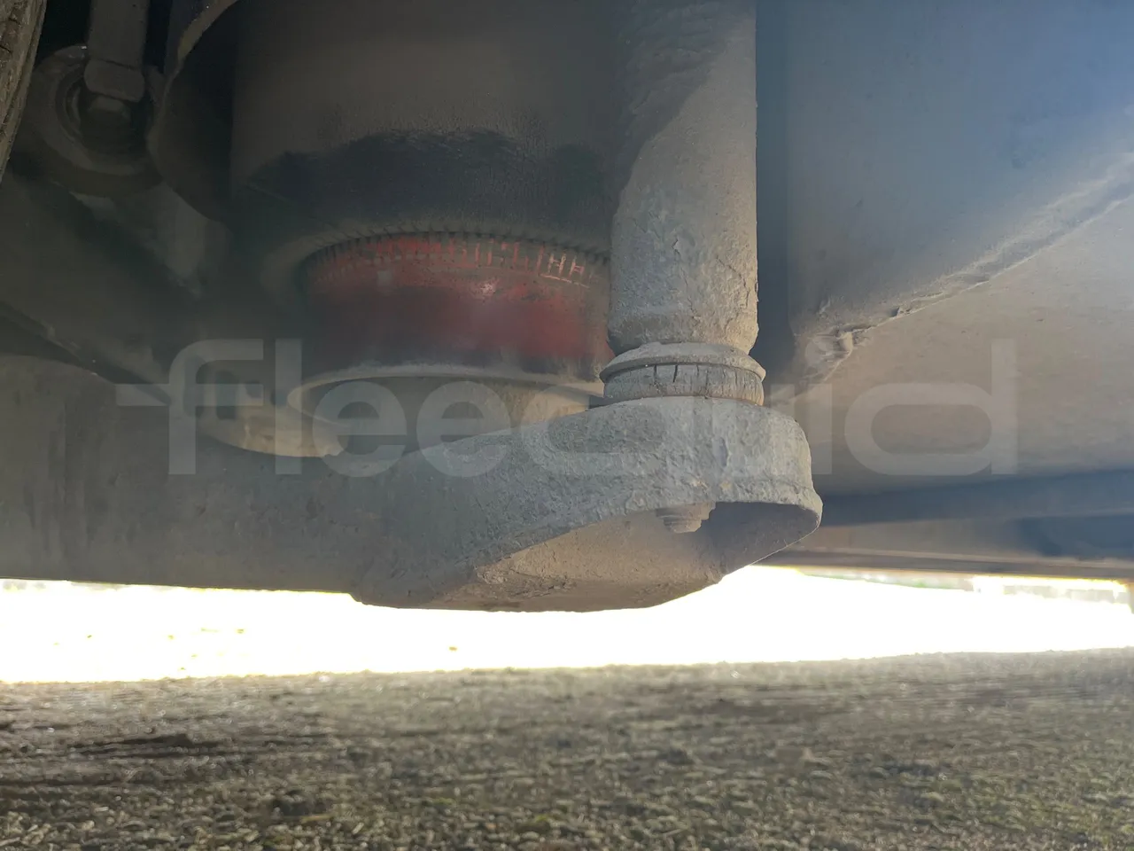 Mercedes-Benz 0 350 P55E3 -EUR3-310kW -11.98m - axle 2 shock absorbers 1 right