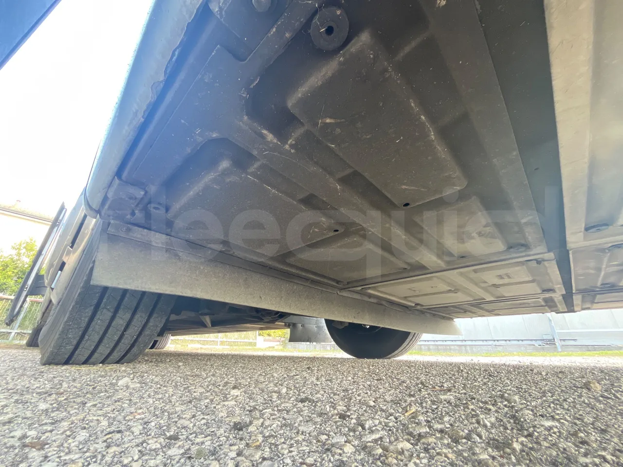 Mercedes-Benz 0 350 P55E3 -EUR3-310kW -11.98m - front axle right side
