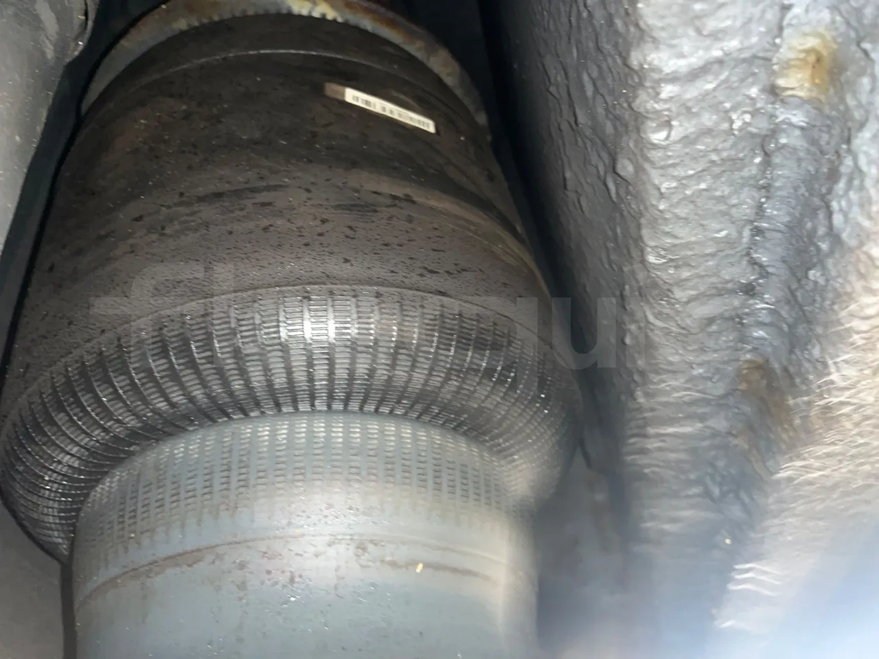 Volvo Beulas Glory B3RJ3C60C - Euro 6 - 345 kW - 14.600 mt - axel 2 air springs 1 right