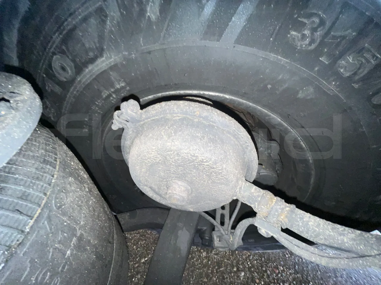 Volvo Beulas Glory B3RJ3C60C - Euro 6 - 345 kW - 14.600 mt - axel 3 caliper brakes right