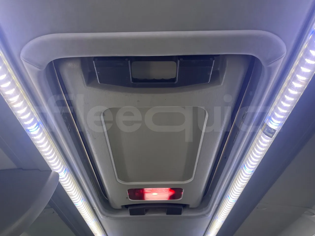 Volvo Beulas Glory B3RJ3C60C - Euro 6 - 345 kW - 14.600 mt - roof hatch 1