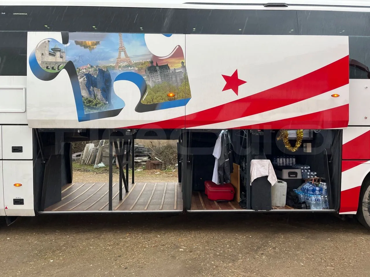 Volvo Beulas Glory B3RJ3C60C - Euro 6 - 345 kW - 14.600 mt - luggage rack photo