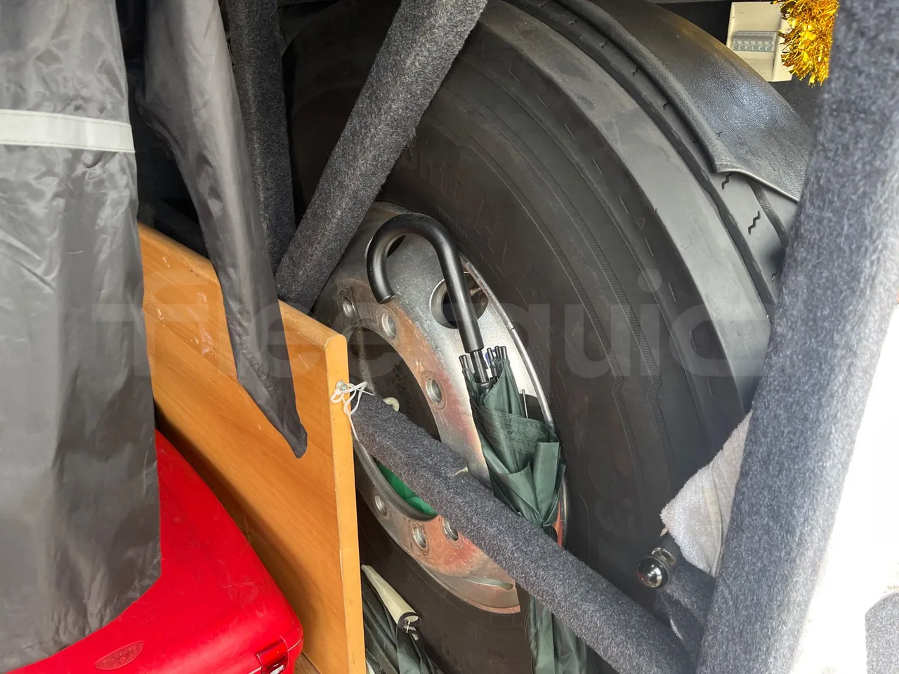 Volvo Beulas Glory B3RJ3C60C - Euro 6 - 345 kW - 14.600 mt - spare wheel