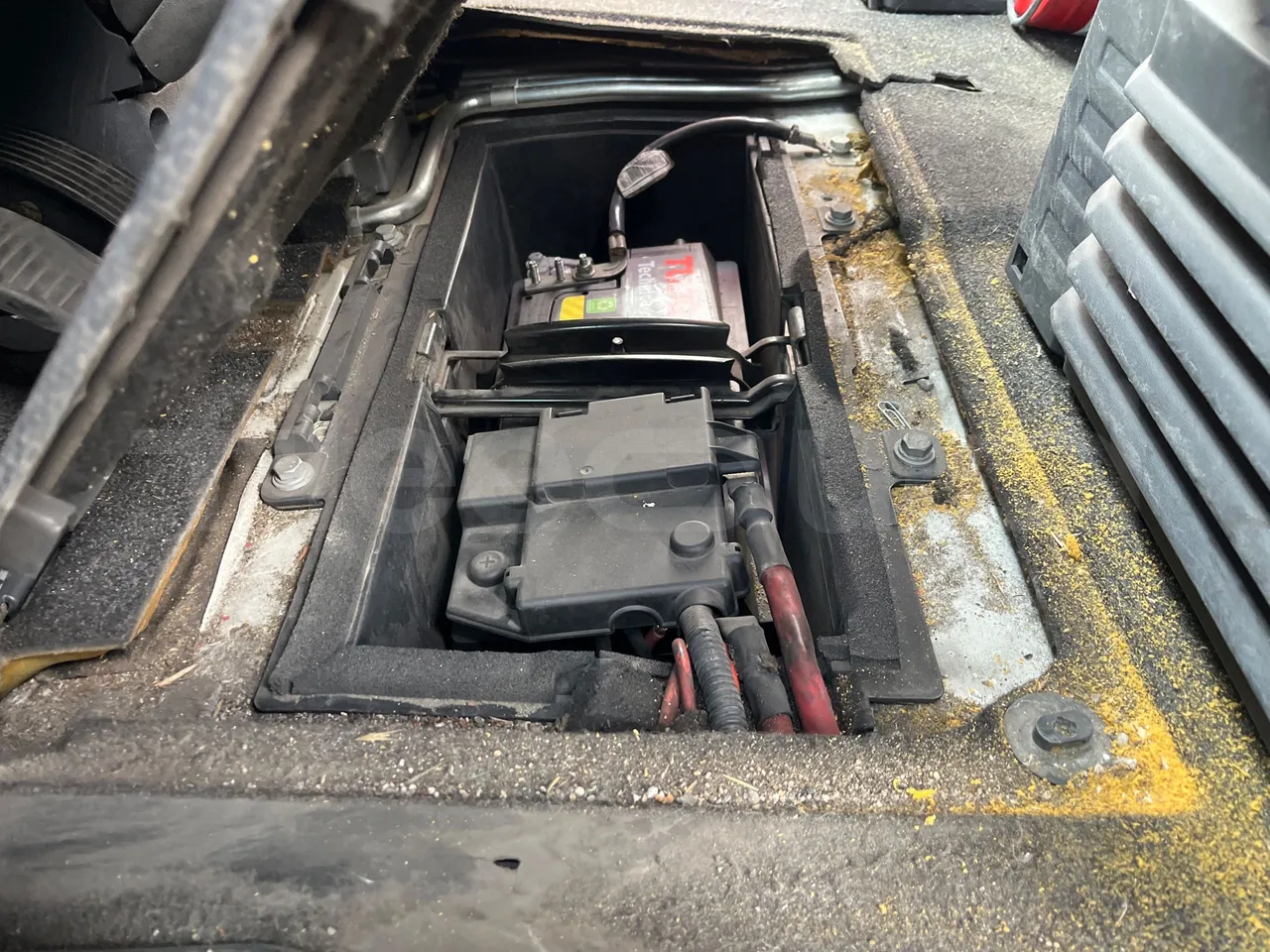 Fiat Ducato 250EDMMCBZL - EUR4 - 115.5kW - 6.363m - external compartments photo