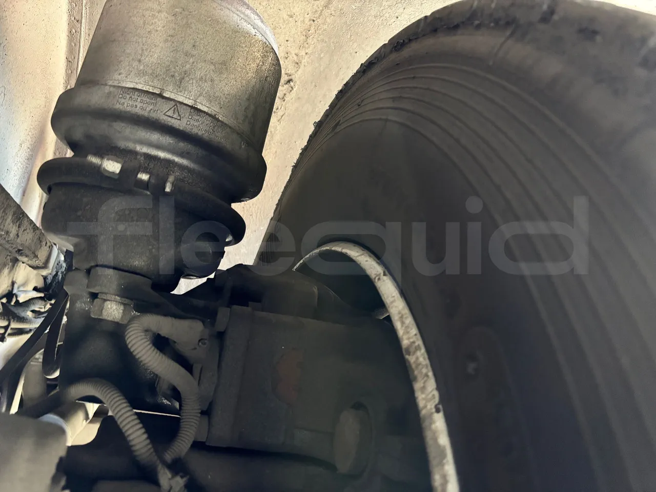 Man Castrosua - Second Axle Caliper Brakes Left Side