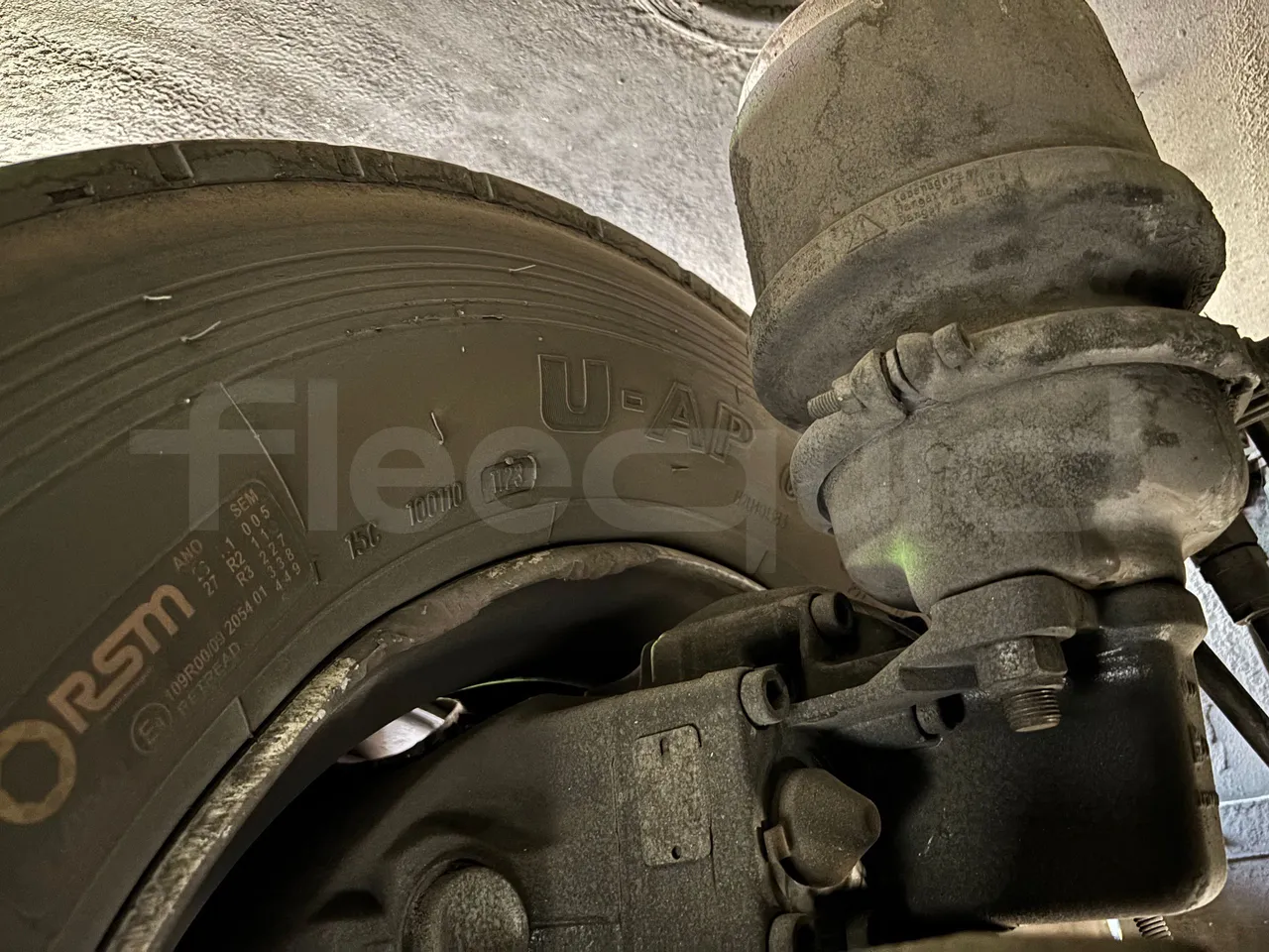 Man Castrosua - Second Axle Caliper Brakes Right Side