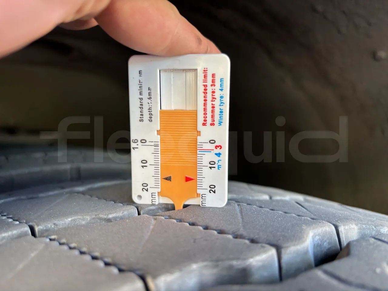 Man Castrosua - Second Axle Right Side: Tyre Tread