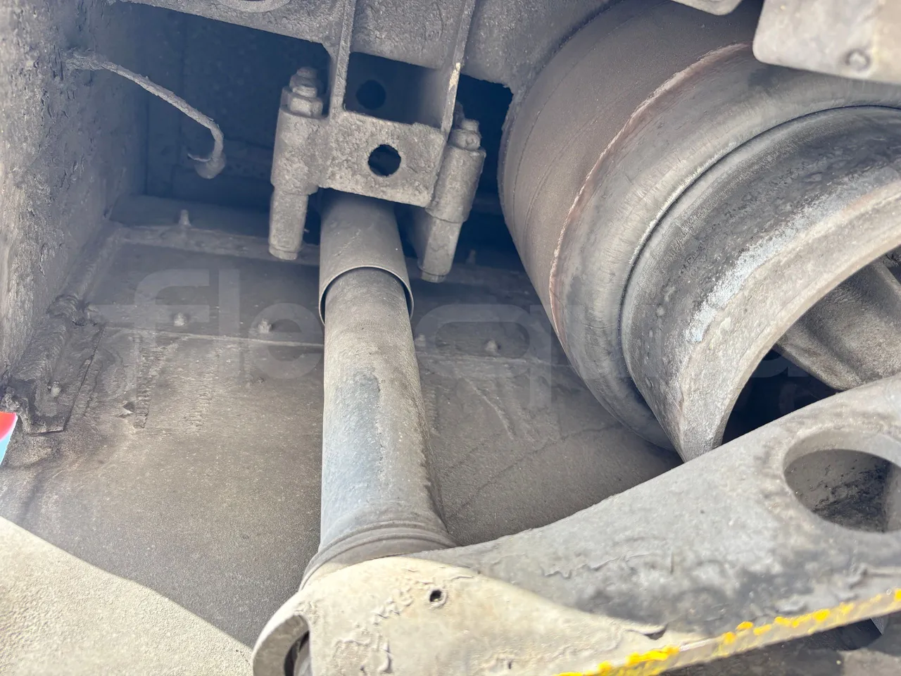 Man Castrosua - Second Axle Second Shock Absorbers Left Side