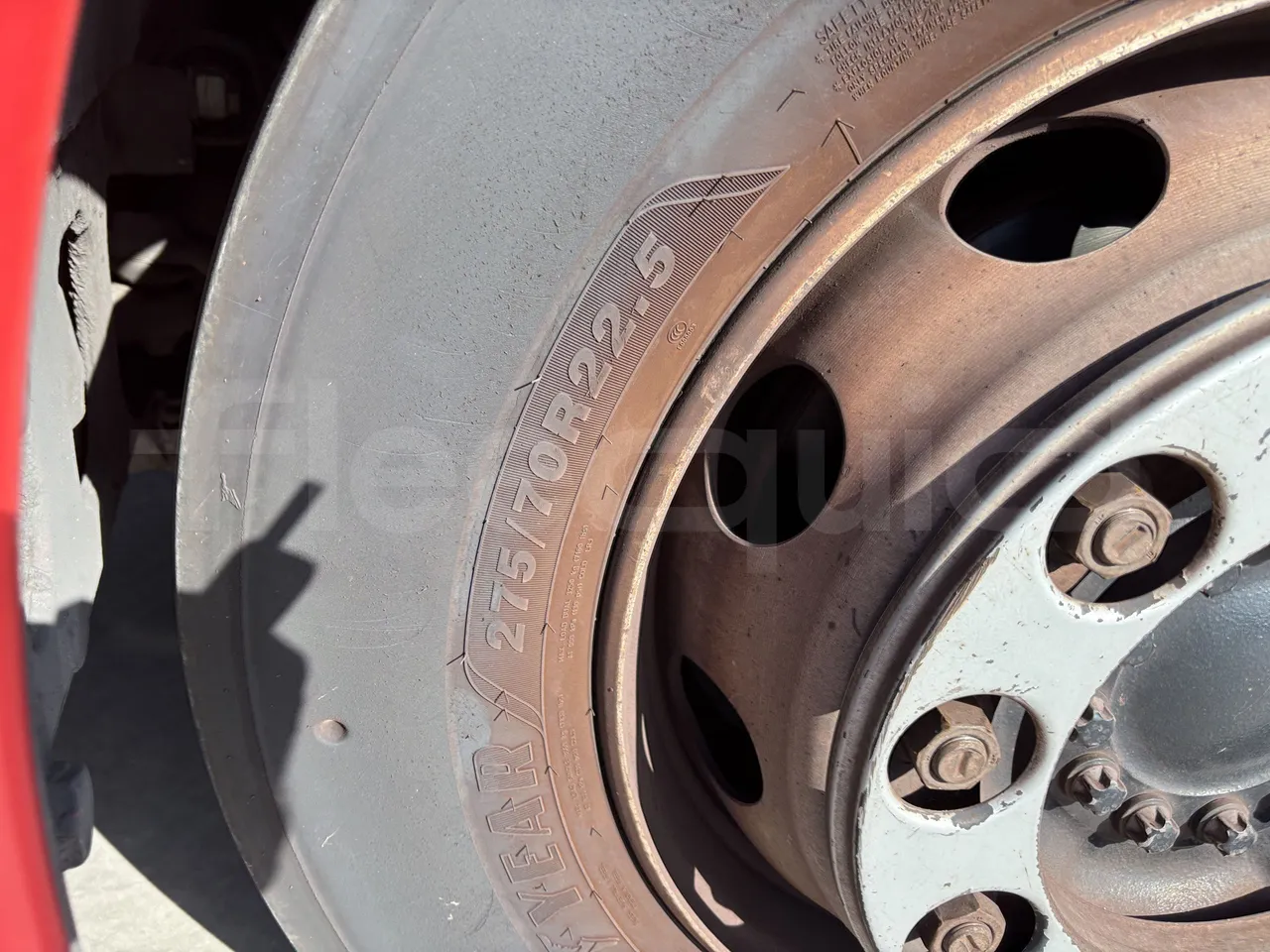 Man Castrosua - First Axle Left Side: Tyre Size