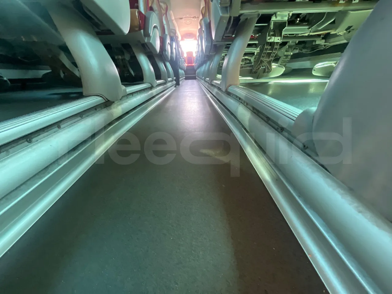 Scania Irizar K420EB -EUR4-309kW-12.92m - seat brackets photo