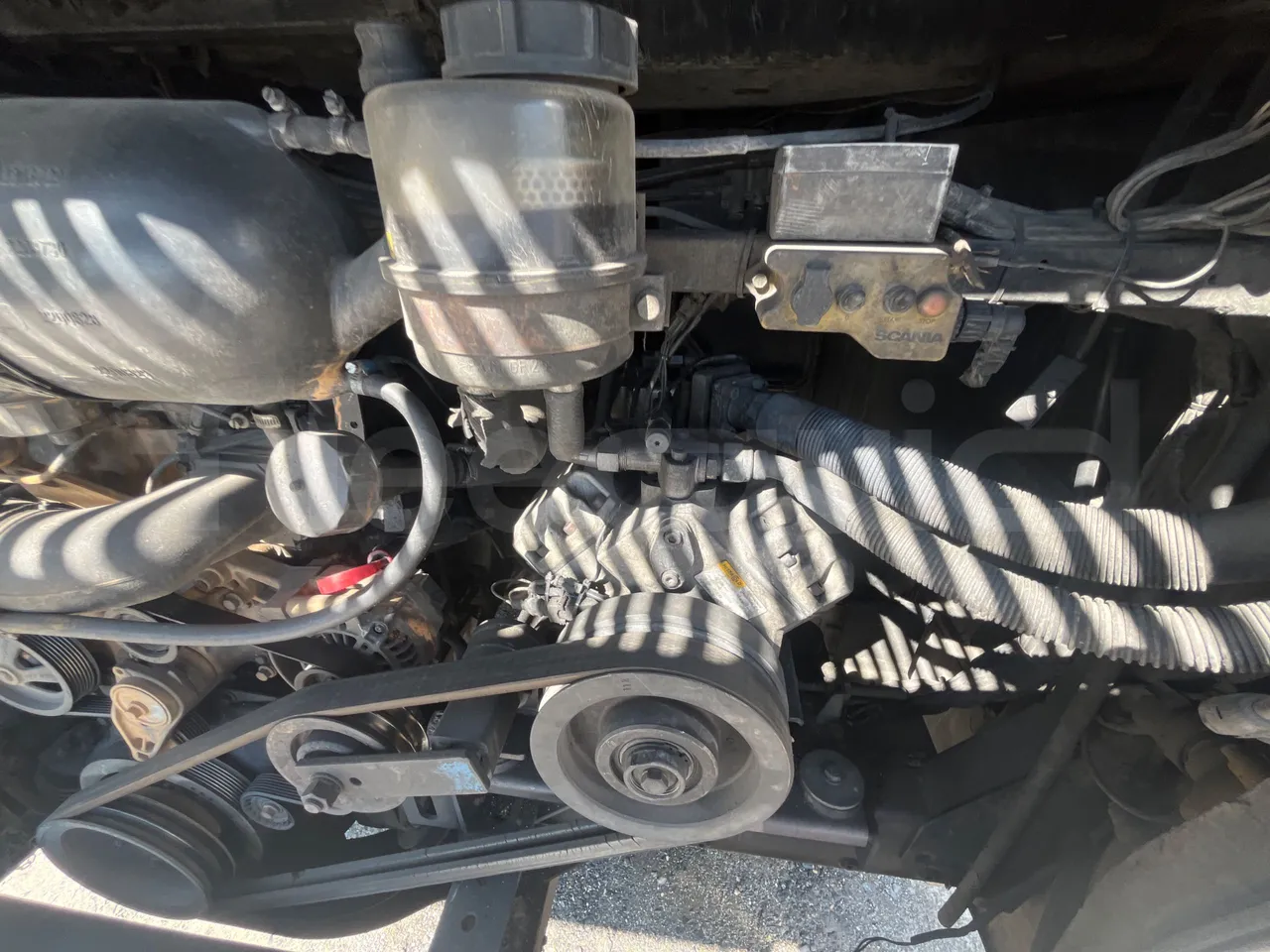 Scania Irizar K420EB -EUR4-309kW-12.92m - air conditioning compressor