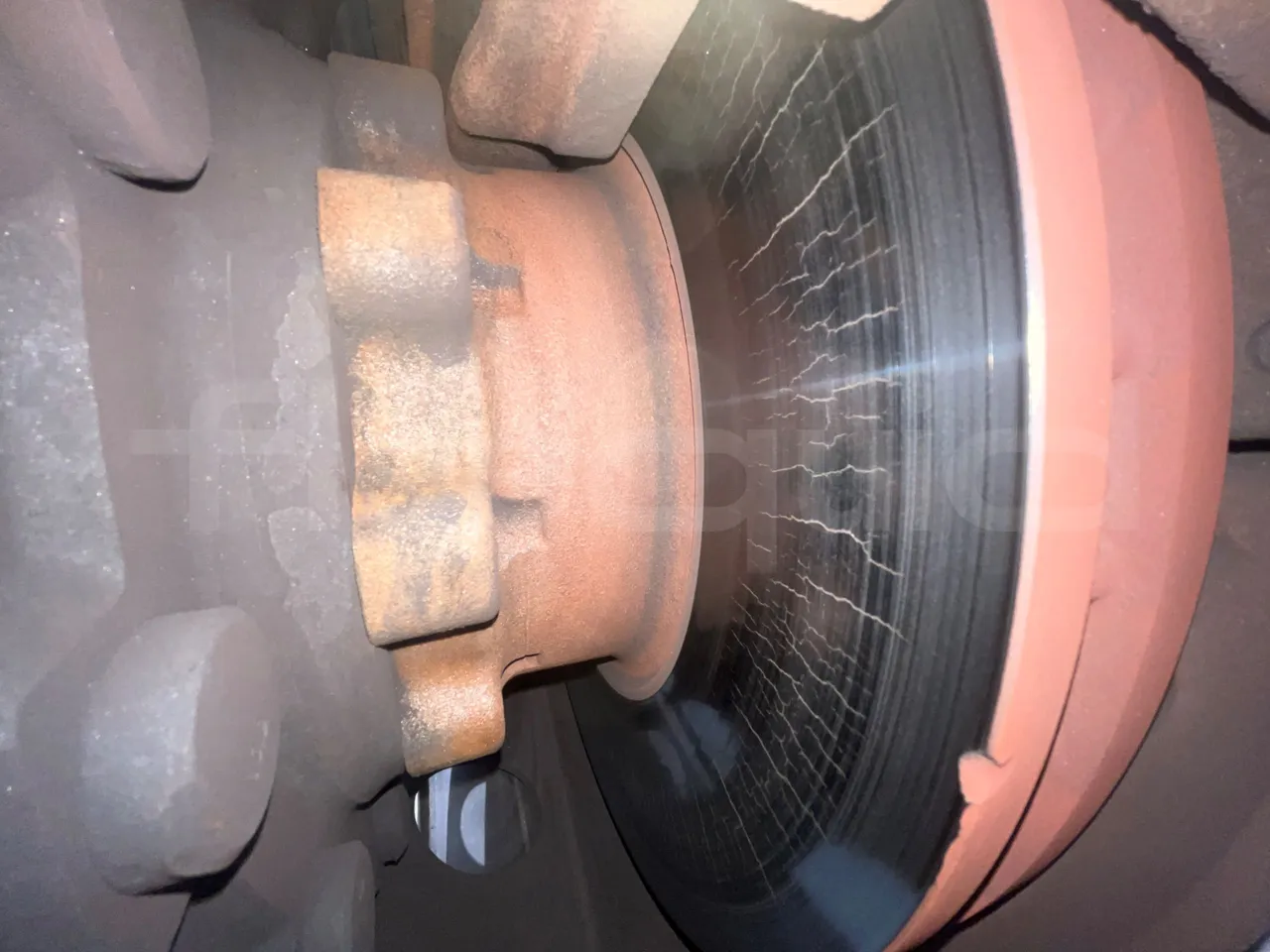 Scania Irizar K420EB -EUR4-309kW-12.92m - front discs right