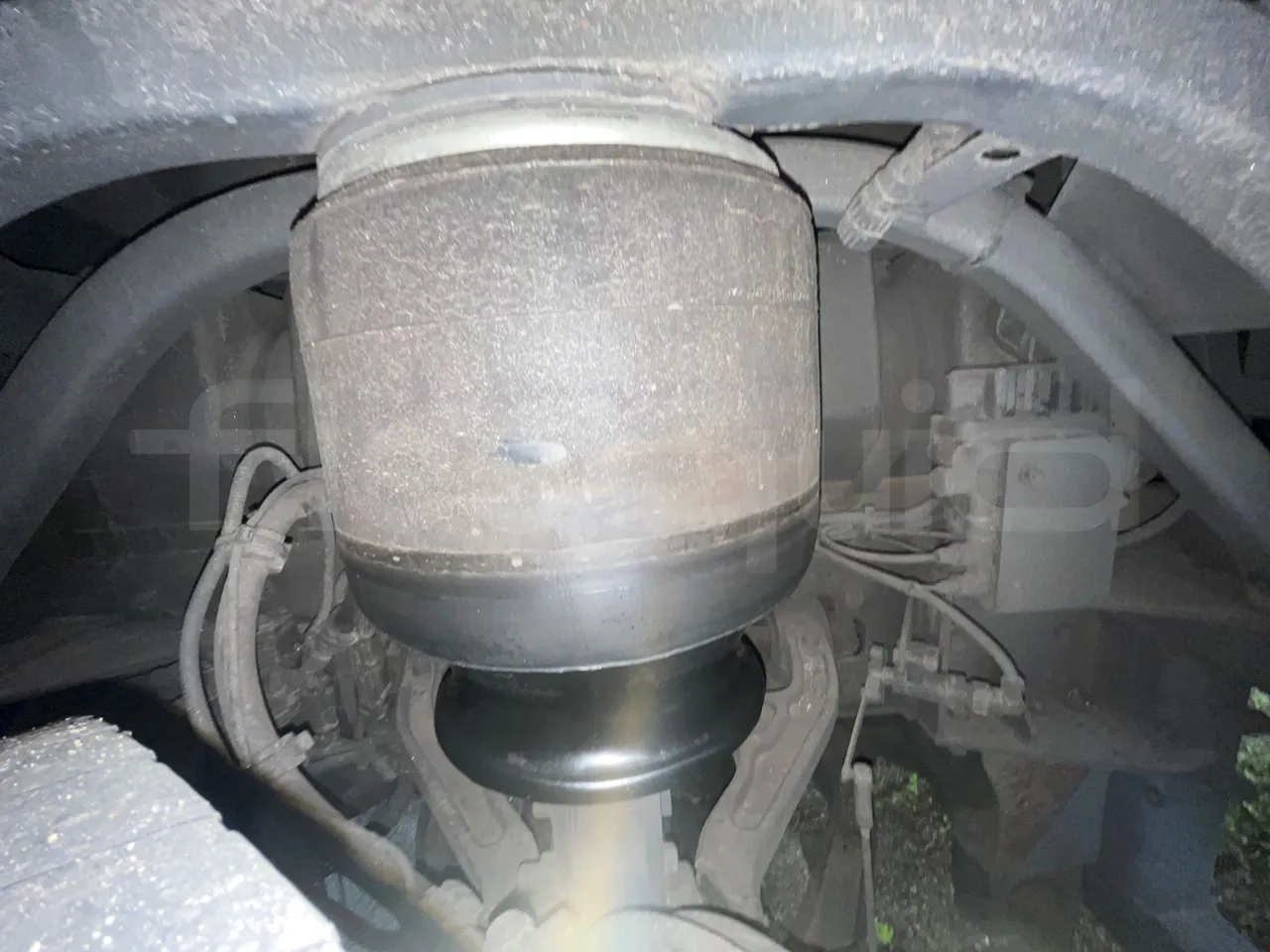 Scania Irizar K420EB -EUR4-309kW-12.92m - front shock absorbers right