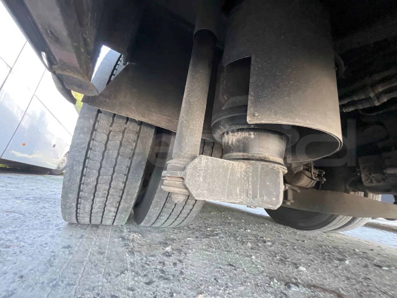 Scania Irizar K420EB -EUR4-309kW-12.92m - axel 2 leaf spring right