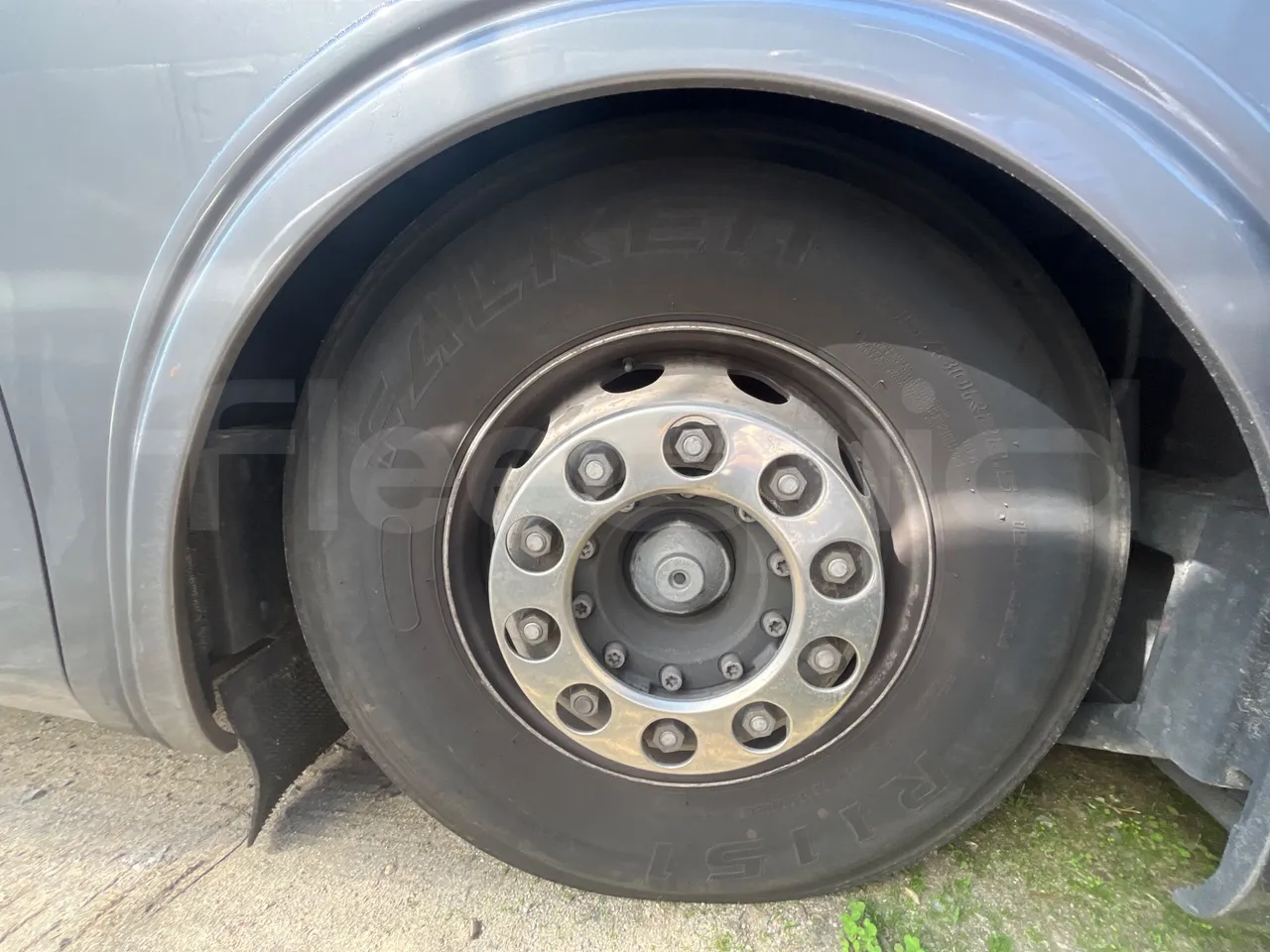 Scania Irizar K420EB -EUR4-309kW-12.92m - front left tire measurements