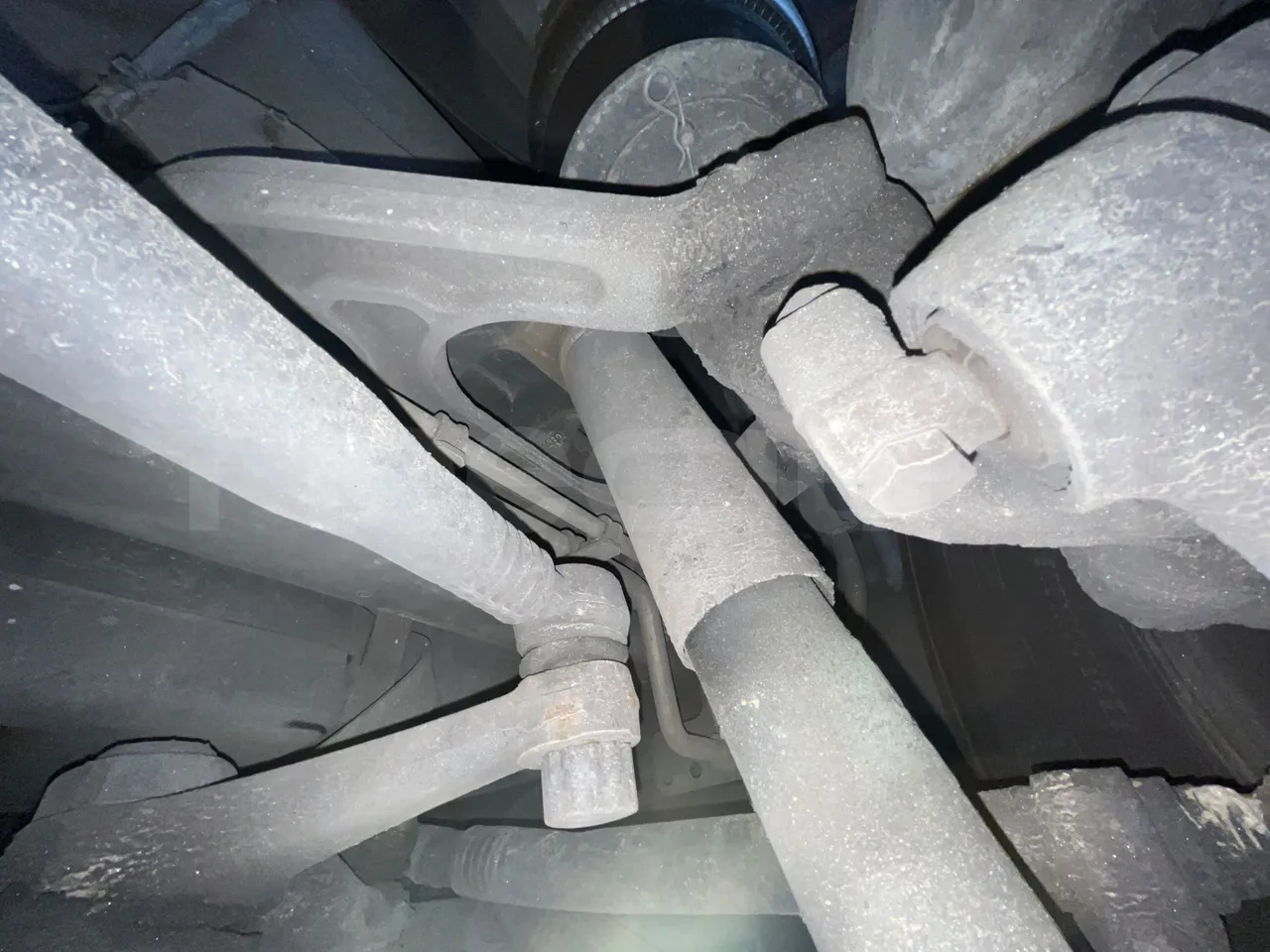 Scania Irizar K420EB -EUR4-309kW-12.92m - central undercarriage photo