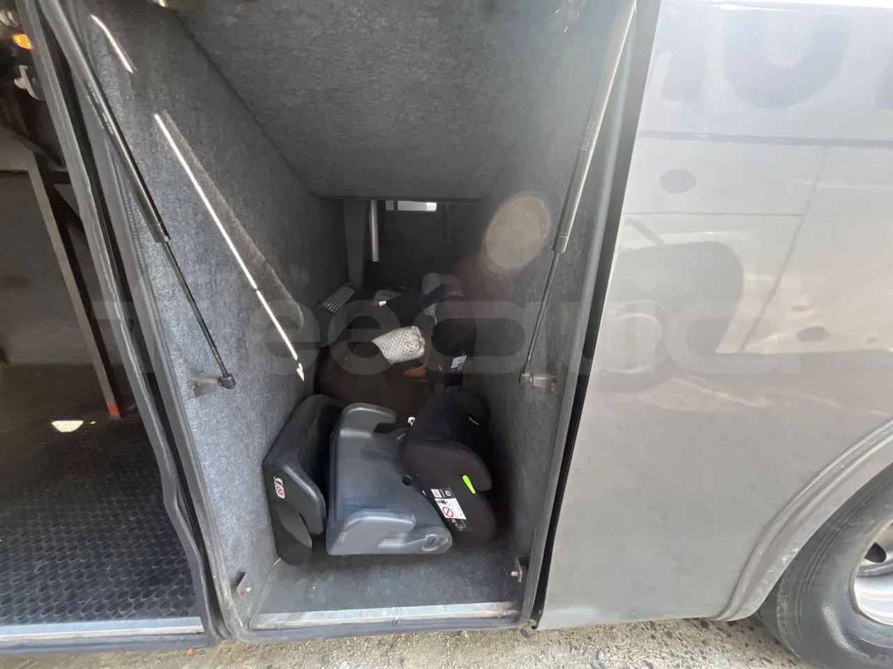 Scania Irizar K420EB -EUR4-309kW-12.92m - turntable external (18m)