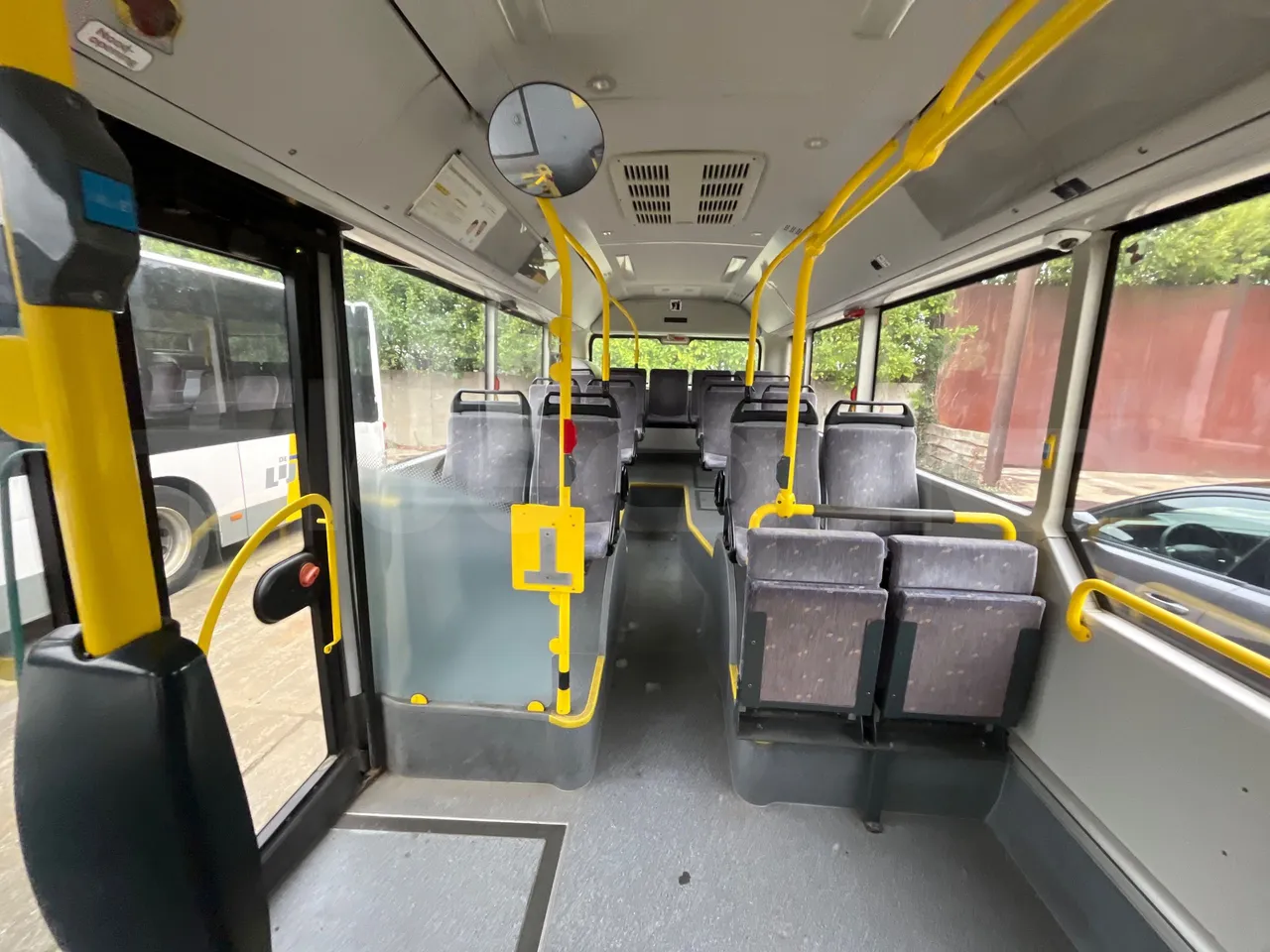 Man Lion's City A21 - EUR5 - 206kW - 11.980m - reverse view middle aisle