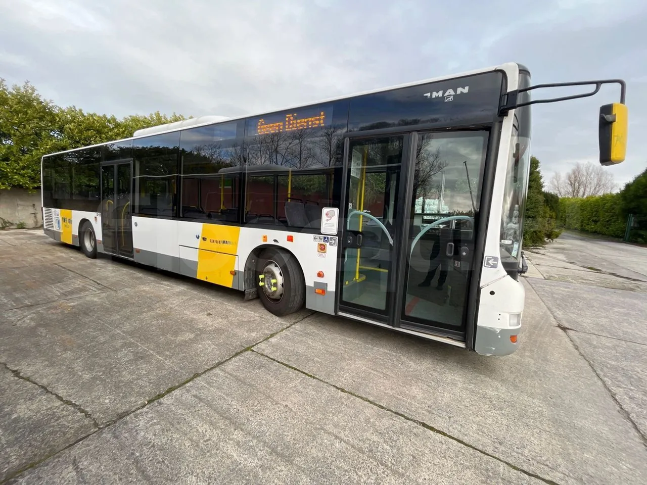 Man Lion's City A21 - EUR5 - 206kW - 11.980m - right side doors closed