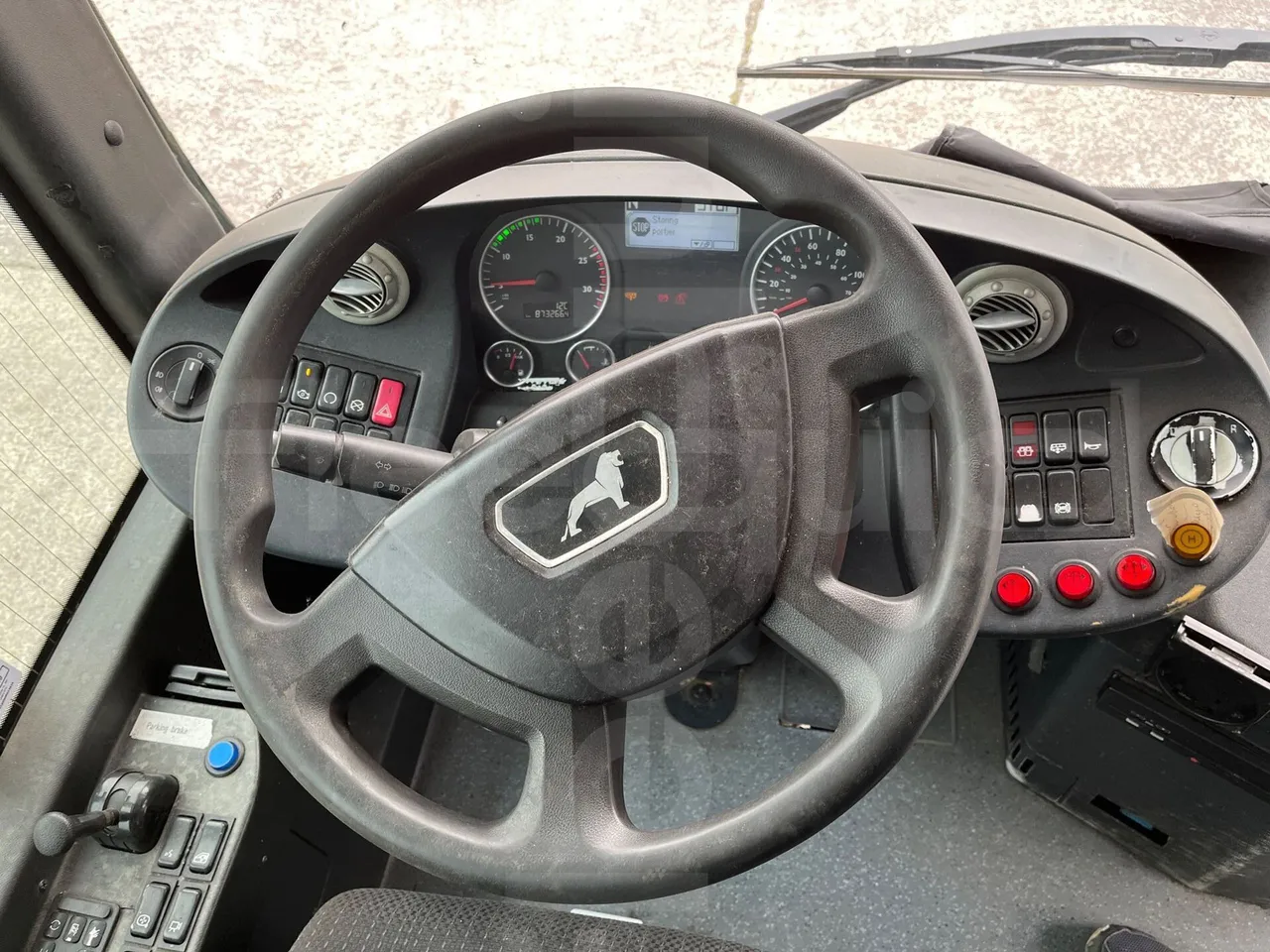 Man Lion's City A21 - EUR5 - 206kW - 11.980m - steering wheel photo