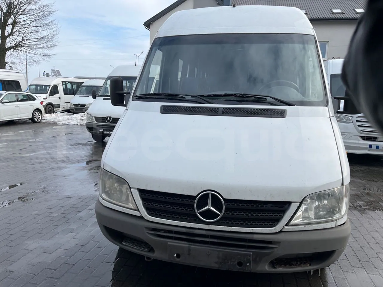 Mercedes-Benz 313 CDI   CDI - Euro3 - 95kW - 5.640mt - front photo