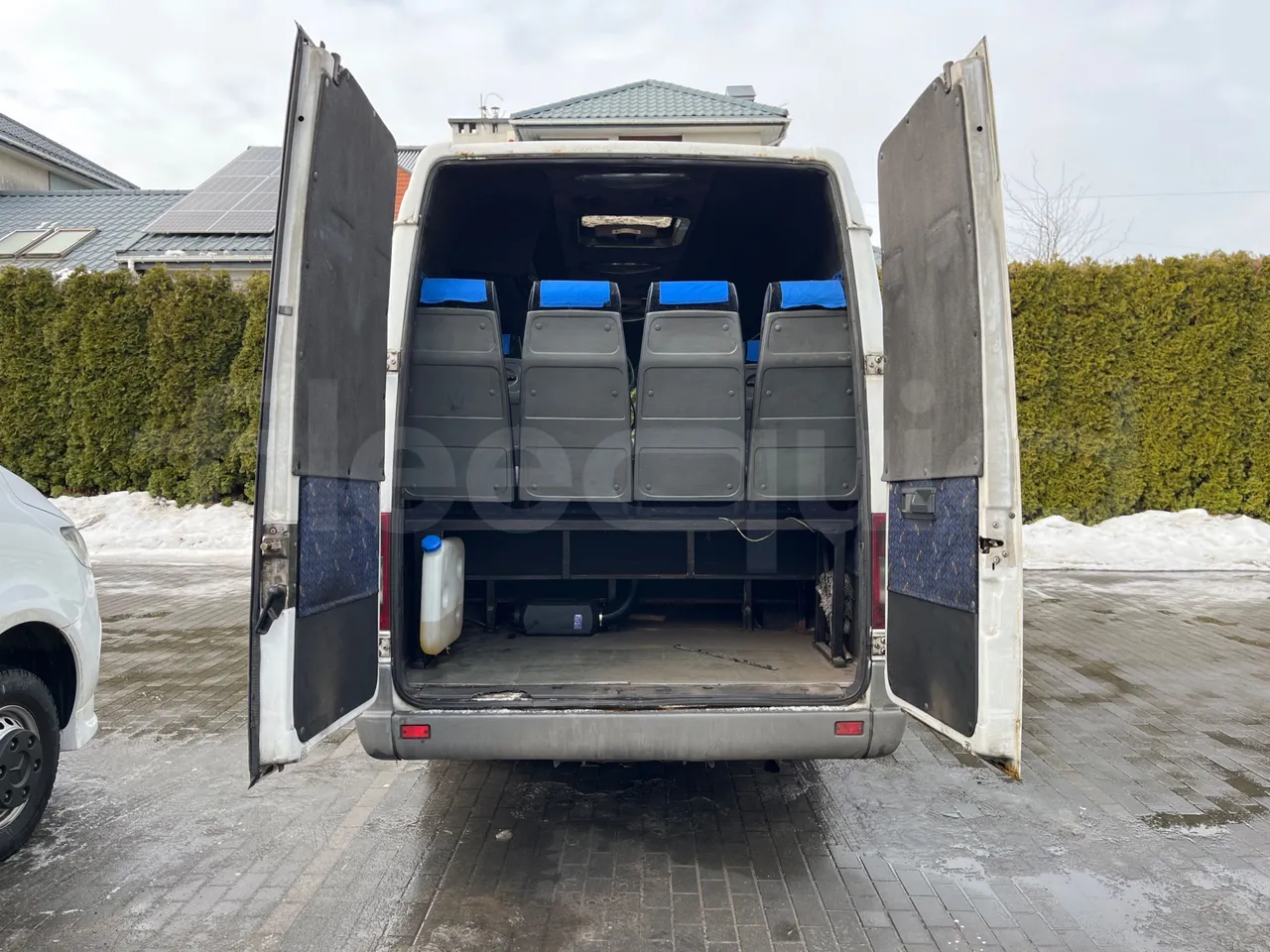 Mercedes-Benz 313 CDI   CDI - Euro3 - 95kW - 5.640mt - luggage rack photo