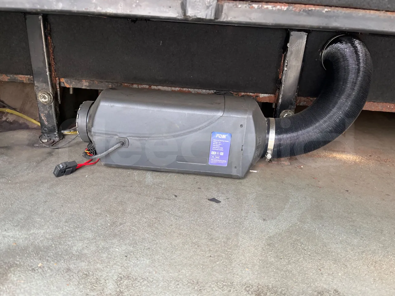 Mercedes-Benz 313 CDI   CDI - Euro3 - 95kW - 5.640mt - preheater webasto photo