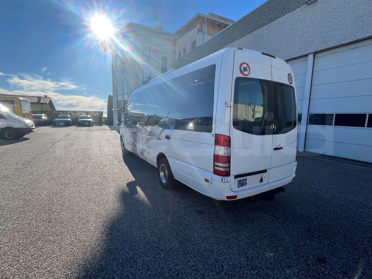 Mercedes-Benz Sprinter 906BB50 - Euro6 - 140kW - 7.361mt - 3/4 left rear side