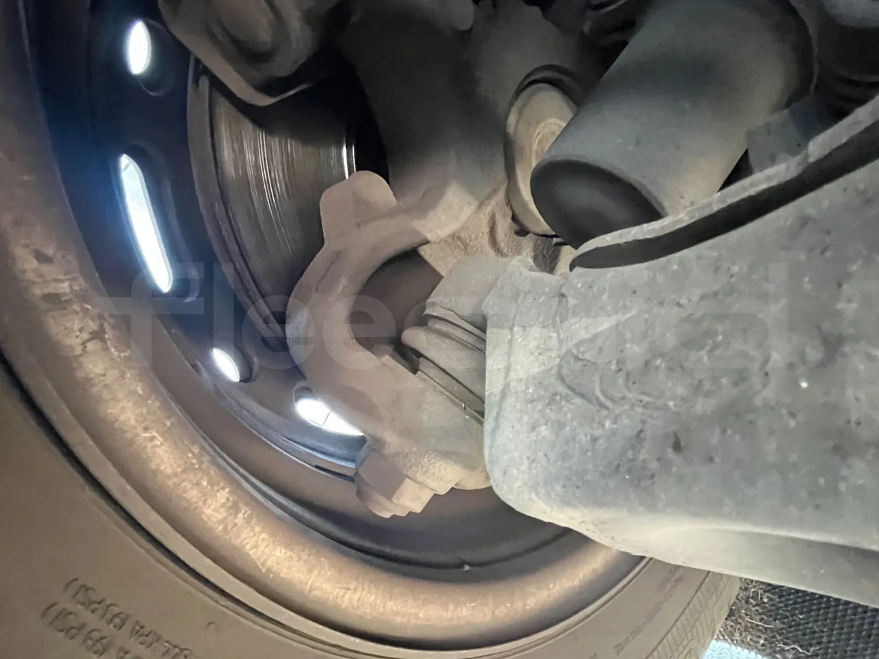 Mercedes-Benz Sprinter 906BB50 - Euro6 - 140kW - 7.361mt - front discs right