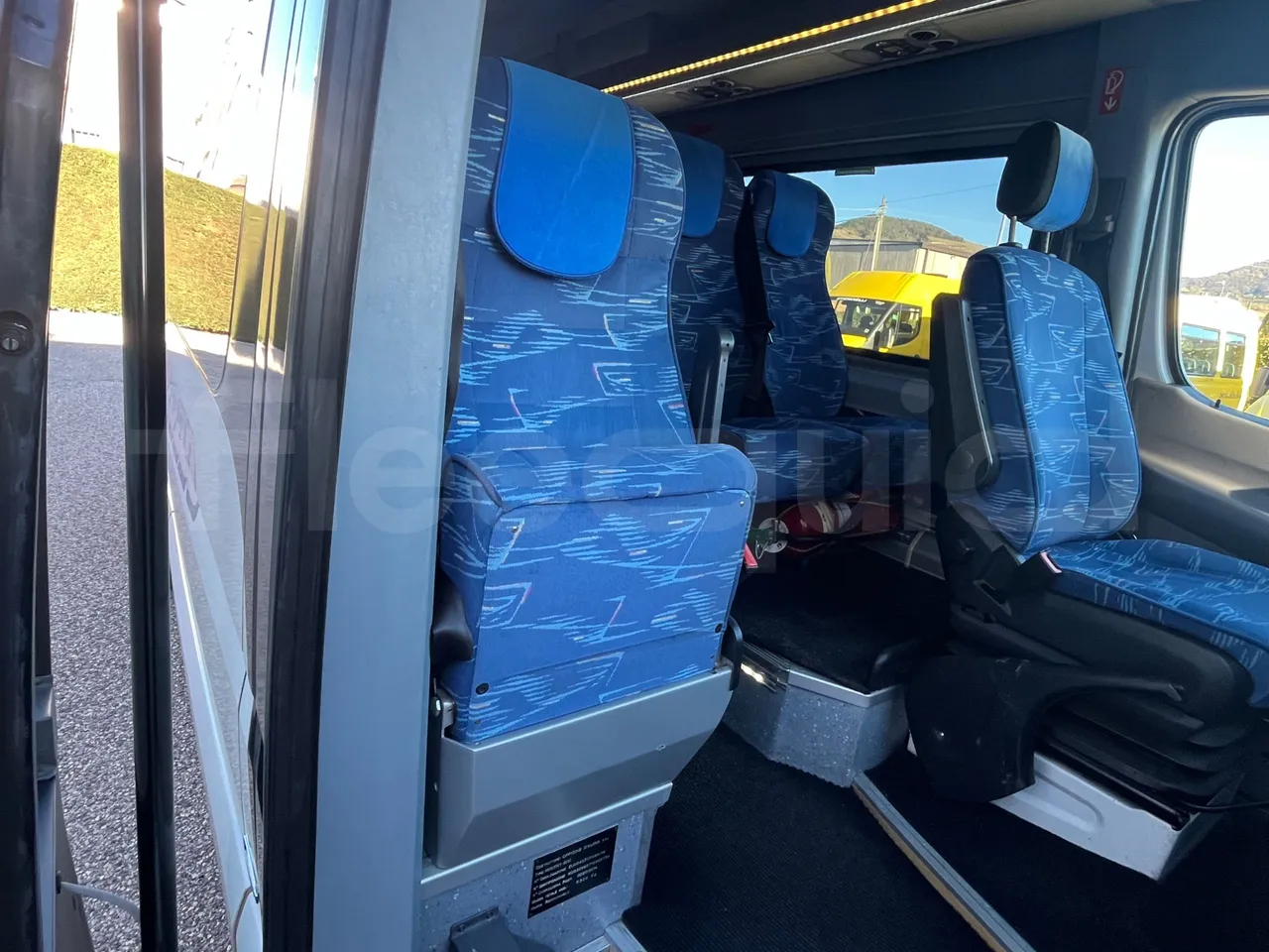 Mercedes-Benz Sprinter 906BB50 - Euro6 - 140kW - 7.361mt - hostess seat photo