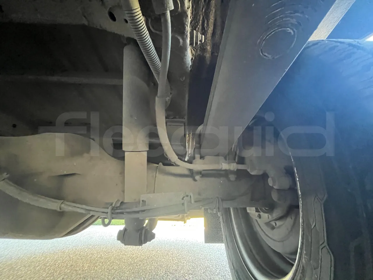 Mercedes-Benz Sprinter 906BB50 - Euro6 - 140kW - 7.361mt - axle 2 shock absorbers 1 left