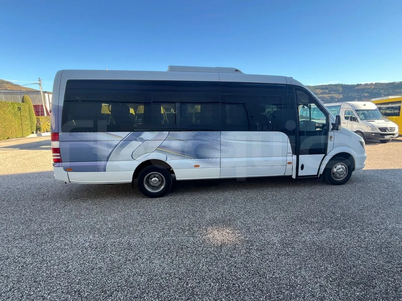 Mercedes-Benz Sprinter 906BB50 - Euro6 - 140kW - 7.361mt - right side doors closed