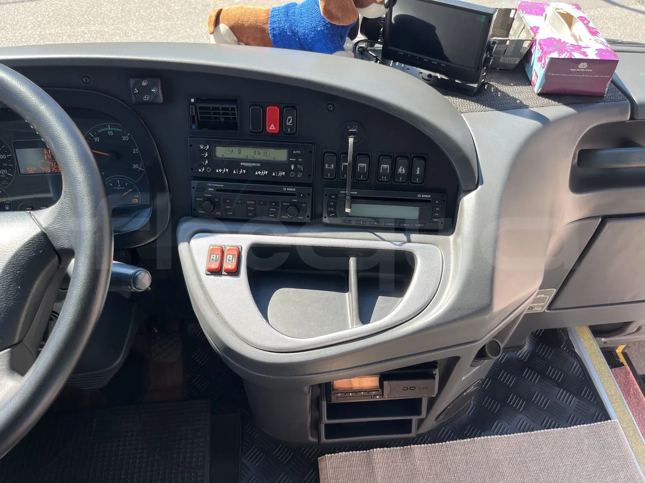 Mercedes-Benz Tourino - Onboard Device 1