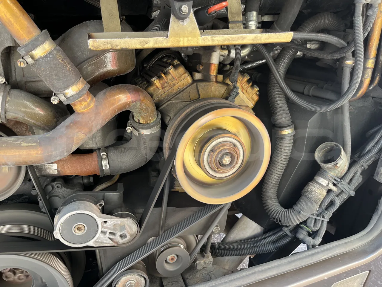 Mercedes-Benz Tourino - Air Conditioning Compressor