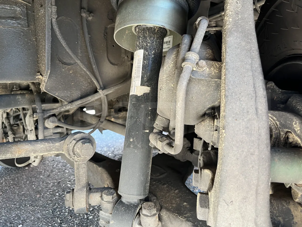 Mercedes-Benz Tourino - First Axle Shock Absorbers Left Side