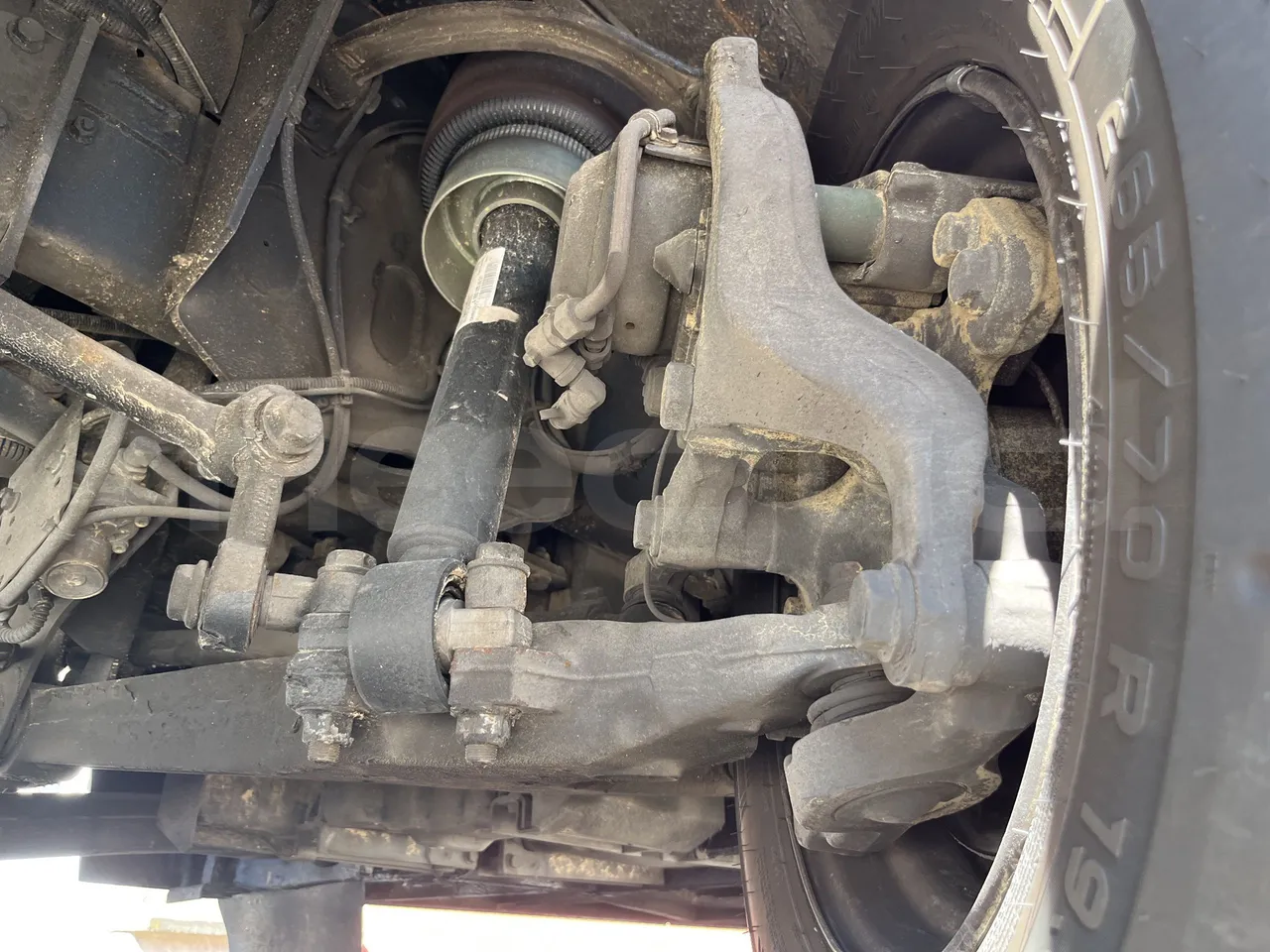 Mercedes-Benz Tourino - First Axle Left Side