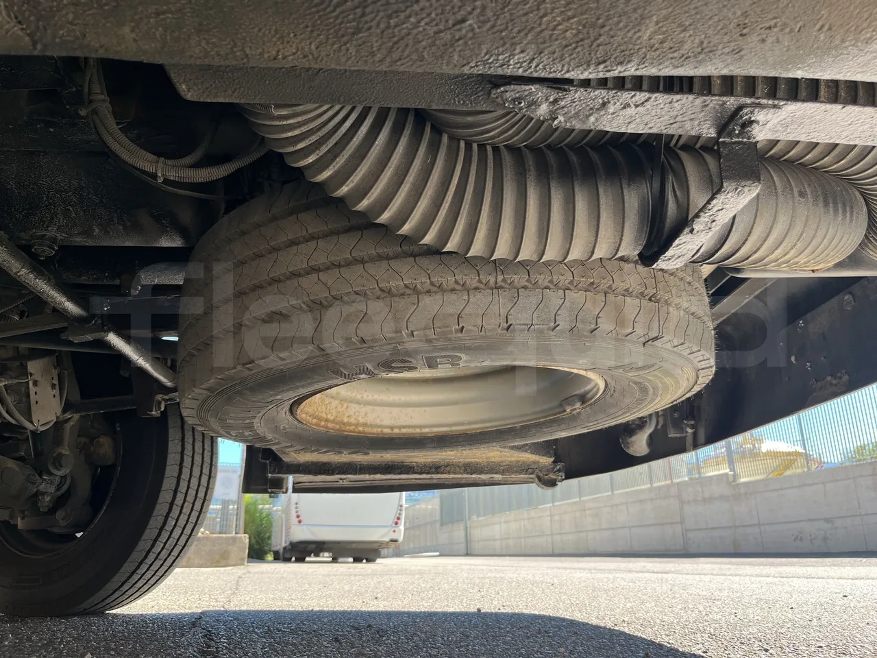 Mercedes-Benz Tourino - Spare Tyre